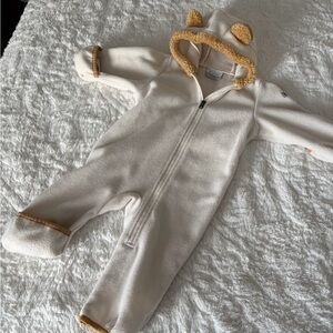 Columbia Cream and Tan Hooded Baby Footie